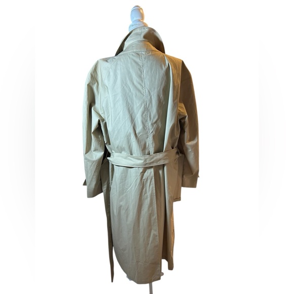 Burberry Vintage Hidden Buttons w/ Nova Check and Wool Lining Trench Coat - Picture 2 of 12